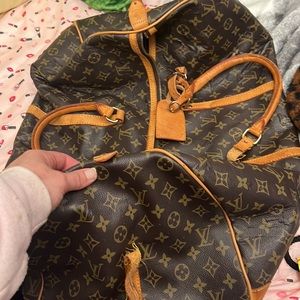 Duffel Bag, Luggage, Weekend Tote Bag, FREE  SHIPPING INCLUDED**🧳😍💕🌟